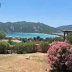 In Porto-vecchio With Pool Apartamento Porto-Vecchio (Corsica)